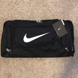NWT nike duffle bag